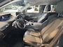Peugeot 3008 1.6 HYbrid 225 Allure Pack Business