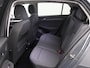 Volkswagen Golf 1.5 eHybrid Life Edition 204 PK Automaat | #AD | Plug in Hybride | Trekhaak | Apple Carplay | Parkeersensoren | 17" Lichtmetalen velgen | Adaptieve cruise control | Camera | LED koplampen | Ruiten getint | Android Auto |