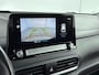 Hyundai Kona Electric EV COMFORT SMART 64 kWh | SOH 95.1% | NAVIGATIE | HUD | STOEL/STUURVERWARMING | ACHTERUITRIJ CAMERA |