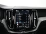 Volvo XC60 T6 Recharge Plus Black Edition | Head-Up | 360° Camera | Panoramadak | Trekhaak | Adaptive Cruise | BLIS | Pilot Assist