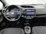 Toyota Yaris 1.5 Hybrid Dynamic | Dealer onderhouden | Panoramadak | Cruise Control | Climate Control | Achteruitrijcamera | Navigatie | Keyless Entry/Start |