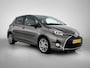 Toyota Yaris 1.5 Hybrid Dynamic | Dealer onderhouden | Panoramadak | Cruise Control | Climate Control | Achteruitrijcamera | Navigatie | Keyless Entry/Start |