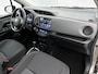 Toyota Yaris 1.5 Hybrid Dynamic | Dealer onderhouden | Panoramadak | Cruise Control | Climate Control | Achteruitrijcamera | Navigatie | Keyless Entry/Start |