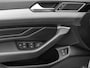 Volkswagen Passat 1.4 TSI 218pk DSG PHEV GTE Business · Camera · Inklap. Trekhaak · Matrix LED · Stoelverwarming · Dodehoeksensor · Elek. Achterklep ·