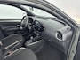 Toyota Aygo X 1.0 VVT-i S-CVT first | Dealer onderhouden | Airco | Stoelverwarming | Apple CarPlay/Android Auto | Achteruitrijcamera |
