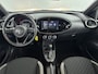 Toyota Aygo X 1.0 VVT-i S-CVT first | Dealer onderhouden | Airco | Stoelverwarming | Apple CarPlay/Android Auto | Achteruitrijcamera |