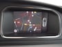 Volvo V40 2.0 T2 Momentum | 17 inch • Cruise • Parkeersensoren