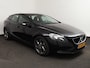 Volvo V40 2.0 T2 Momentum | 17 inch • Cruise • Parkeersensoren