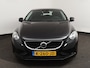 Volvo V40 2.0 T2 Momentum | 17 inch • Cruise • Parkeersensoren
