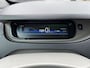 Renault Zoe Q210 Zen Quickcharge 22 kWh (ex Accu) | navigatie | cruise control | camera | keyless | all season banden | standkachel