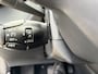 Peugeot e-208 EV Allure Pack 50 kWh Facelift model | 3 fase lader | Apple Android | Navi | Camera | Luxe uitvoering!