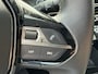 Peugeot e-208 EV Allure Pack 50 kWh Facelift model | 3 fase lader | Apple Android | Navi | Camera | Luxe uitvoering!
