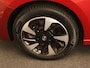 Opel Corsa-e Ultimate 50 kWh - SOH 92.44% - ACHTERUITRIJCAMERA - KEYLESS ENTRY/START - ALCANTARA BEKLEDING - CRUISE CONTROL - APPLE CARPLAY/ANDROID AUTO - CLIMATE CONTROL - EXTRA GETINT GLAS