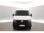 Volkswagen Crafter 2.0 TDI L3H2 140PK | Airco | 3 Zits | Carplay | Trekhaak