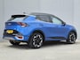 Kia Sportage 1.6 T-GDi Plug-in Hybrid AWD GT-Line / Fabrieksgarantie tot 03-2031 / Dealer onderhouden / 1.350 kg afneembare trekhaak / Harman/Kardon Audio Systeem / Elektrische achterklep / Stuur- Stoel & Achterbank verwarming / Rondomzicht camera / Stoelventilatie / Apple Carplay Android Auto /