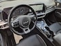 Kia Sportage 1.6 T-GDi Plug-in Hybrid AWD GT-Line / Fabrieksgarantie tot 03-2031 / Dealer onderhouden / 1.350 kg afneembare trekhaak / Harman/Kardon Audio Systeem / Elektrische achterklep / Stuur- Stoel & Achterbank verwarming / Rondomzicht camera / Stoelventilatie / Apple Carplay Android Auto /