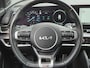 Kia Sportage 1.6 T-GDi Plug-in Hybrid AWD GT-Line / Fabrieksgarantie tot 03-2031 / Dealer onderhouden / 1.350 kg afneembare trekhaak / Harman/Kardon Audio Systeem / Elektrische achterklep / Stuur- Stoel & Achterbank verwarming / Rondomzicht camera / Stoelventilatie / Apple Carplay Android Auto /