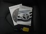 Toyota Camry 2.5 Hybrid Premium | Parkeersensoren V+A | JBL | Stoelverwarming |
