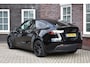 Tesla Model Y Long Range dual motor - AWD -92% SOH Wij zijn op afspraak geopend! Graag bellen voor uw komst.