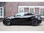 Tesla Model Y Long Range dual motor - AWD -92% SOH Wij zijn op afspraak geopend! Graag bellen voor uw komst.