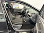 Renault Clio 90PK TCe Limited | Airco | Navi | Parkeersensoren | Cruise Control | Bluetooth | Lichtmetalen Velgen | Keyless Entry | Elektrische Ramen & Spiegels | Armsteun |