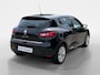 Renault Clio 90PK TCe Limited | Airco | Navi | Parkeersensoren | Cruise Control | Bluetooth | Lichtmetalen Velgen | Keyless Entry | Elektrische Ramen & Spiegels | Armsteun |