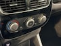 Renault Clio 90PK TCe Limited | Airco | Navi | Parkeersensoren | Cruise Control | Bluetooth | Lichtmetalen Velgen | Keyless Entry | Elektrische Ramen & Spiegels | Armsteun |