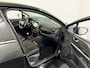 Renault Clio 90PK TCe Limited | Airco | Navi | Parkeersensoren | Cruise Control | Bluetooth | Lichtmetalen Velgen | Keyless Entry | Elektrische Ramen & Spiegels | Armsteun |