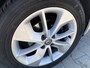 Renault Clio Estate 0.9 TCe Limited Cruise Control, Airco & Navigatie