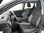 Toyota Auris 1.8 Hybrid Dynamic | Trekhaak afneembaar | Parkeersensor voor en achter |