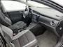 Toyota Auris 1.8 Hybrid Dynamic | Trekhaak afneembaar | Parkeersensor voor en achter |