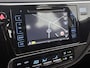 Toyota Auris 1.8 Hybrid Dynamic | Trekhaak afneembaar | Parkeersensor voor en achter |