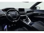 Peugeot 3008 1.2T GT Line 130pk | Navigatie | Achteruitrijcamera | Climate Control | LED koplampen | Handsfree kofferklep | Keyless Entry & Start | Apple Carplay & Android Auto | 19'' Lichtmetalen velgen | 1.400kg trekgewicht | 1e eigenaar