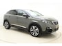 Peugeot 3008 1.2T GT Line 130pk | Navigatie | Achteruitrijcamera | Climate Control | LED koplampen | Handsfree kofferklep | Keyless Entry & Start | Apple Carplay & Android Auto | 19'' Lichtmetalen velgen | 1.400kg trekgewicht | 1e eigenaar
