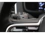 Volvo XC90 T6 AWD R-Design | ACC | Luchtvering | Panoramadak | Trekhaak | 360° Camera | Head-Up | Harman/Kardon | BLIS
