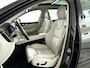 Volvo XC60 T8 Twin Engine AWD Inscription | Panoramadak | 360° camera | Luchtvering | Stoelverwarming