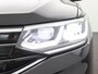 Volkswagen Tiguan 1.4 TSI eHybrid R-Line Business+ Panoramadak, Trekhaak, Achteruitrijcamera, Black Style, Leder, Memorystoelen, Head-Up Display, Matrix-LED Verlichting, Elektr. Achterklep, Keyless, 20" LM Velgen
