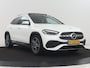 Mercedes-Benz GLA 200 AMG Line | Panoramadak | Trekhaak | Head up | Memory | Camera | Park assist | Sfeerverlichting | Full LED | Half Leder | Stoelverwarming | Cruise control | Carplay