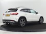 Mercedes-Benz GLA 200 AMG Line | Panoramadak | Trekhaak | Head up | Memory | Camera | Park assist | Sfeerverlichting | Full LED | Half Leder | Stoelverwarming | Cruise control | Carplay