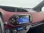 Toyota Yaris 1.5 Hybrid Bi-Tone | Dealer Onderhouden | Climate Control |