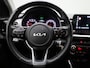 Kia Stonic 1.0 T-GDi MHEV DynamicLine | Apple Carplay / Android Auto | Cruise Control | Achteruitrijcamera | Parkeersensoren | Trekhaak |
