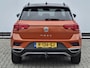 Volkswagen T-Roc 1.5 TSI Style Business | Automaat| Trekhaak| Keyless entry| Full LED|
