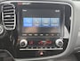 Mitsubishi Outlander 2.4 PHEV Intense S | Dealeronderhouden| Metallic Wit | Trekhaak 1500KG|