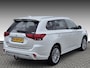 Mitsubishi Outlander 2.4 PHEV Intense S | Dealeronderhouden| Metallic Wit | Trekhaak 1500KG|
