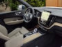 Volvo XC60 2.0 T6 Plug-in hybrid AWD Plus Bright | Luchtvering | 360 Cam | HUD | Pano | Harman/Kardon