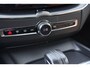 Volvo XC60 2.0 B4 AWD Momentum Pro | ACC | Panoramadak | Head-Up | Standkachel | BLIS | Stoel+Stuurverwarming | Keyless