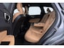Volvo XC60 2.0 B4 AWD Momentum Pro | ACC | Panoramadak | Head-Up | Standkachel | BLIS | Stoel+Stuurverwarming | Keyless