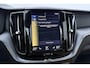 Volvo XC60 2.0 B4 AWD Momentum Pro | ACC | Panoramadak | Head-Up | Standkachel | BLIS | Stoel+Stuurverwarming | Keyless