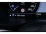 Volvo XC60 2.0 B4 AWD Momentum Pro | ACC | Panoramadak | Head-Up | Standkachel | BLIS | Stoel+Stuurverwarming | Keyless