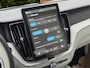 Volvo XC60 2.0 T6 Plug-in hybrid AWD Plus Bright | Luchtvering | Stoelventilatie | Pano | 360 Cam | HUD